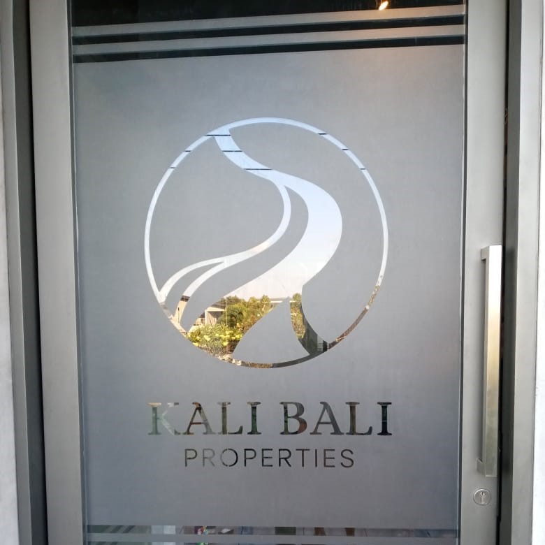 Image hover effect image