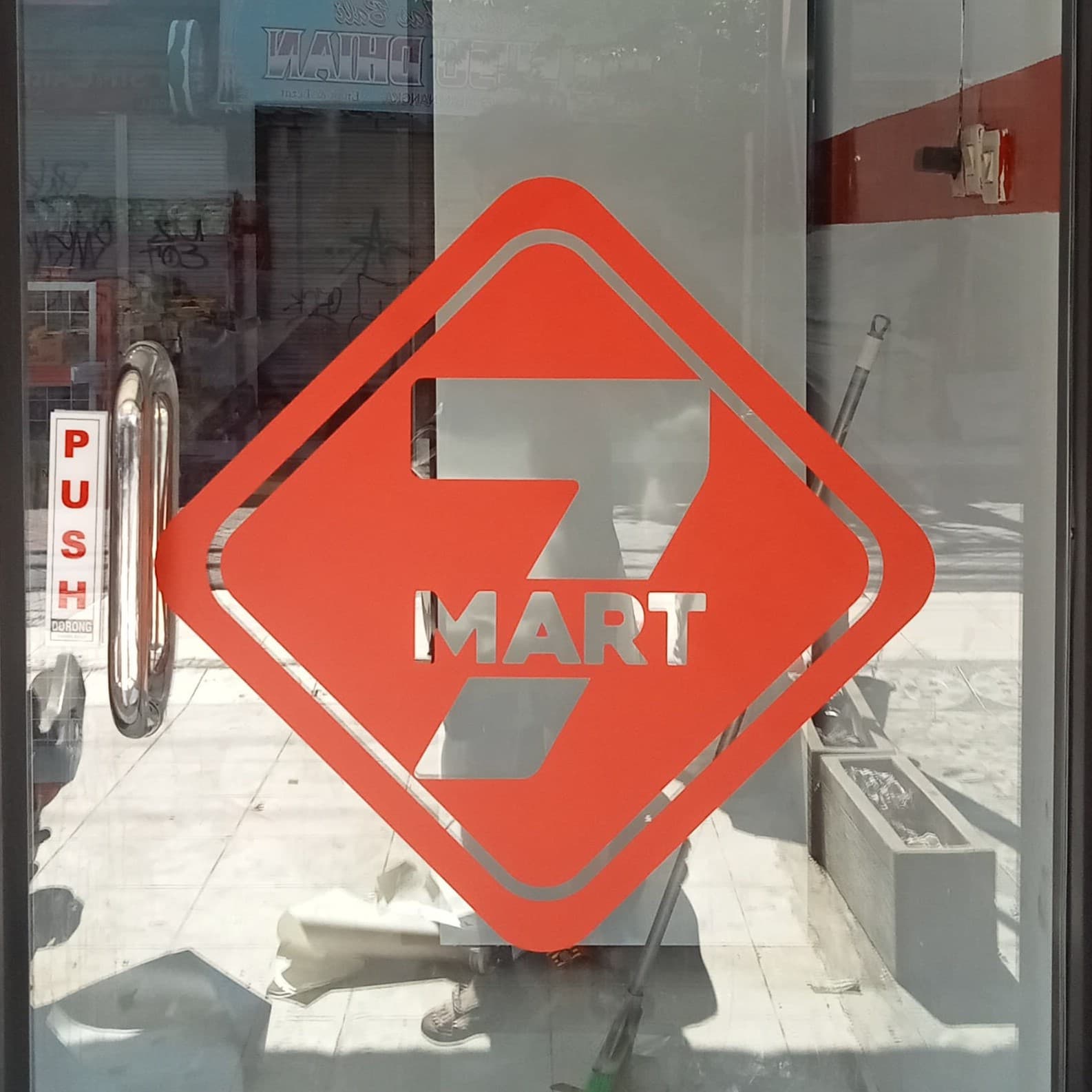 Image hover effect image