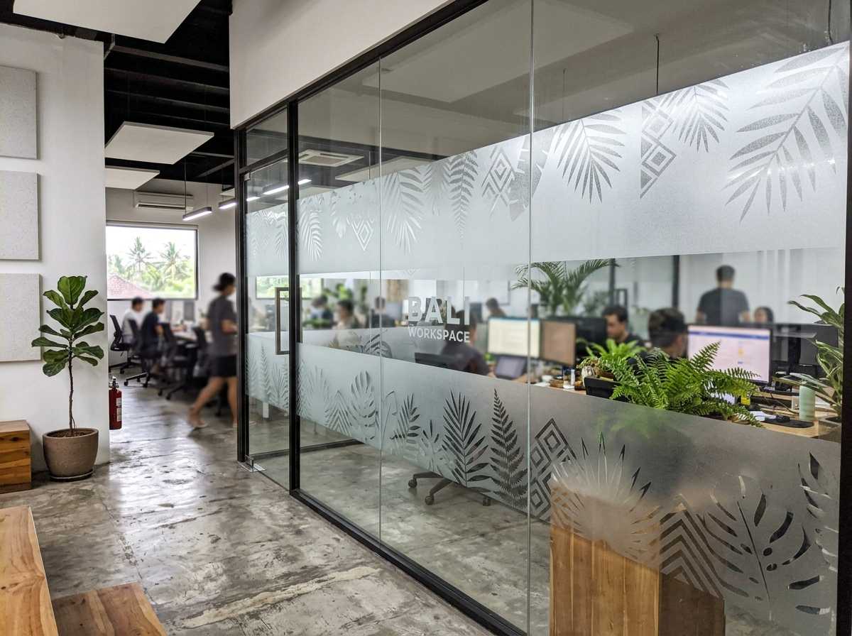 Sandblast Printing Bali: 3 Solusi Cetak Kaca Buram
